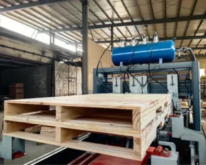 Automatic wood pallet nailing machine for euro style and american style pallets
